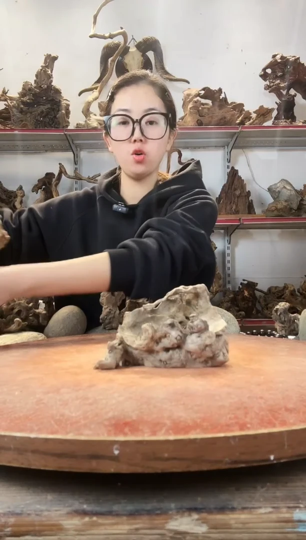 木鑫**绘黄荆随行自然风化无漆无蜡底座摆件