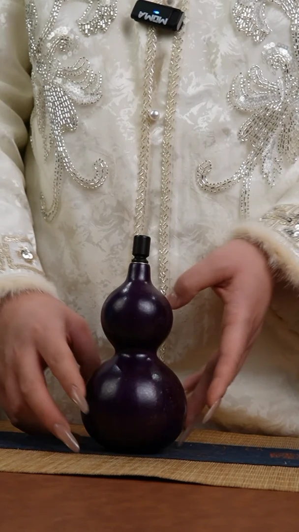 833号 天然热水酒葫芦 一物一拍（有瑕介意勿拍）