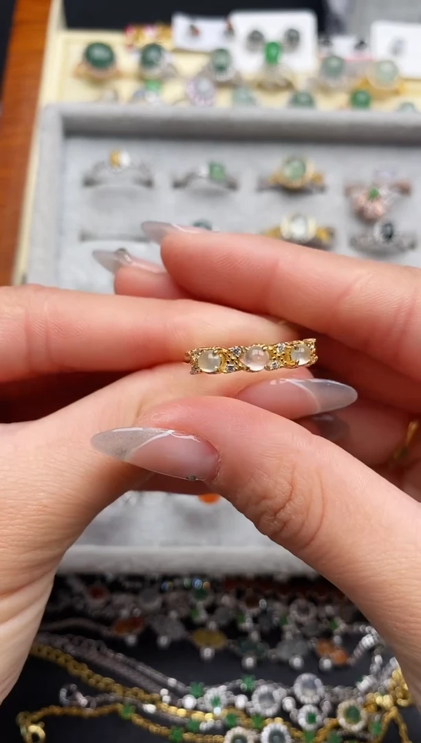 【闪购商品】翡翠戒指银S925镶嵌2222222+4