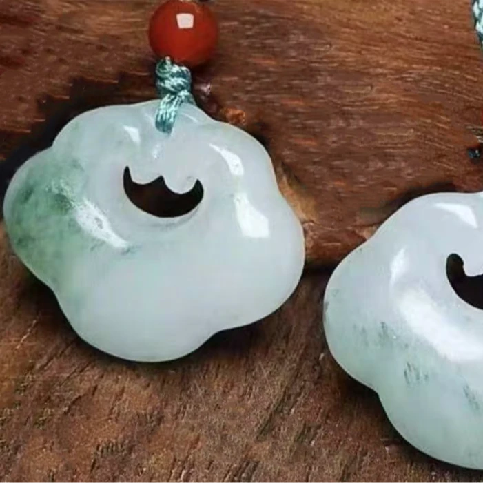 天山翠长命锁多样性发货（轻微色差，实物为准）编号：C1