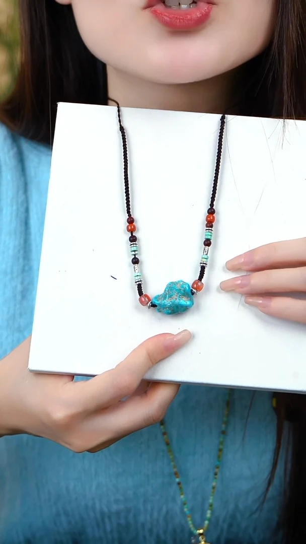 未镶嵌绿松石颈饰随型