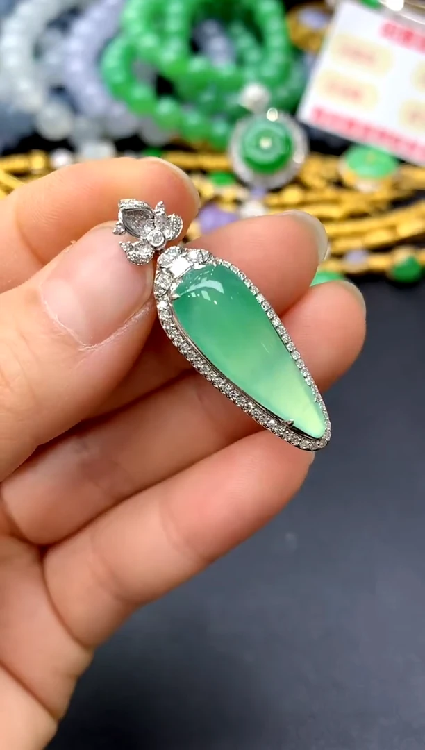 颈饰18K金镶嵌翡翠291-中国好珍宝