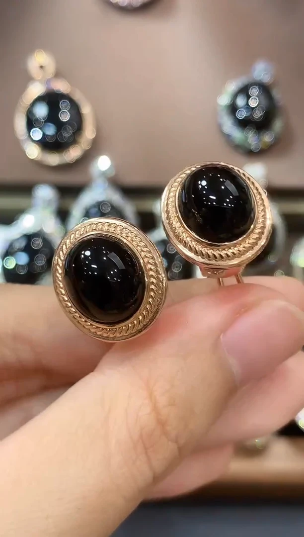 18K金镶嵌翡翠耳饰C130