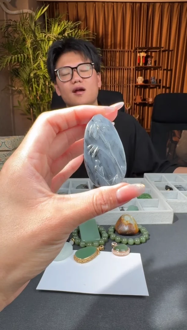 和田玉未镶嵌颈饰55阿杰5.29多样性拍一发一