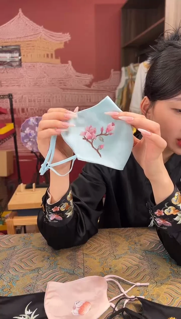 【闪购商品】刺绣苏绣手工刺绣100桑蚕丝面罩
