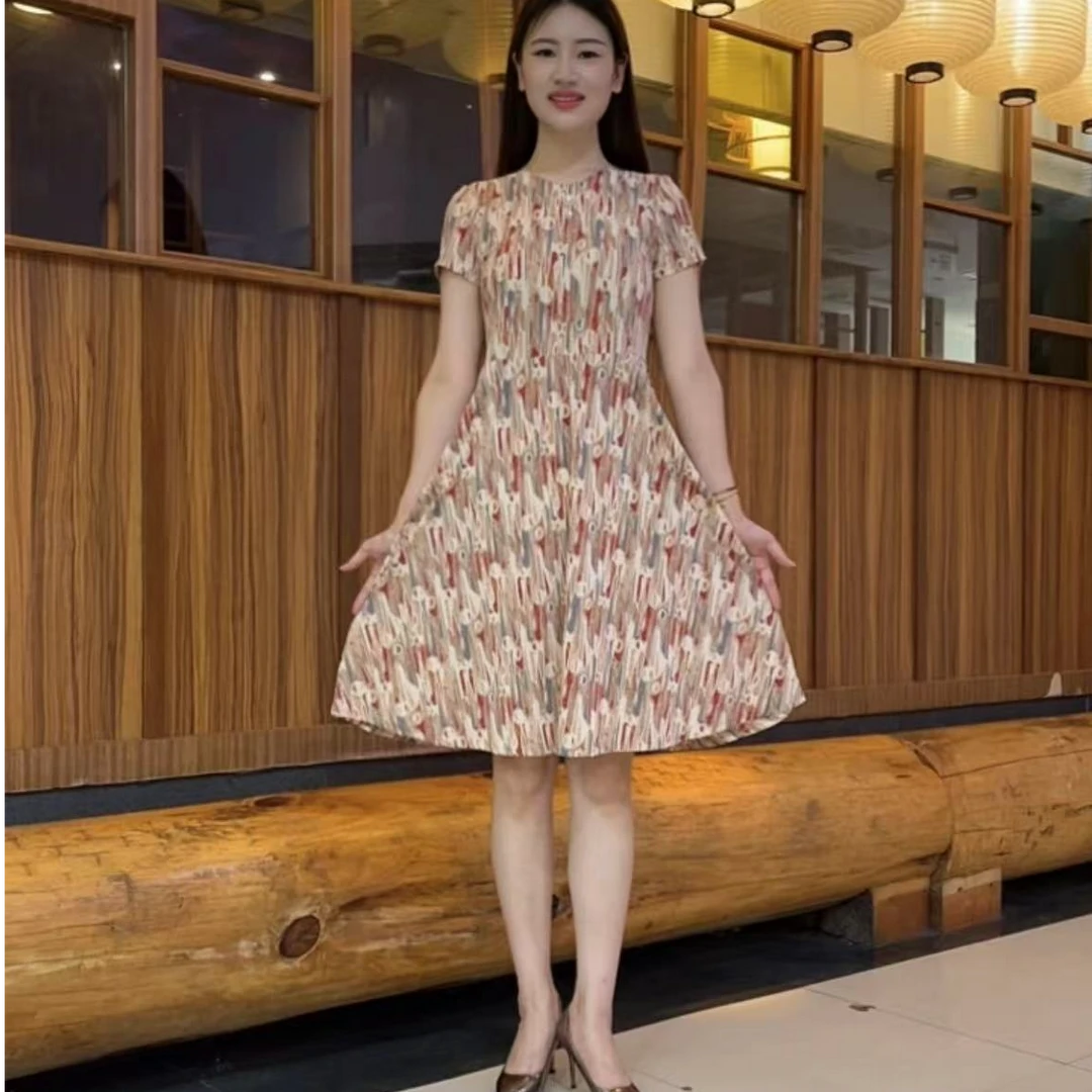 夏季女士时尚V领碎花冰丝休闲宽松连衣裙中长款女装裙子