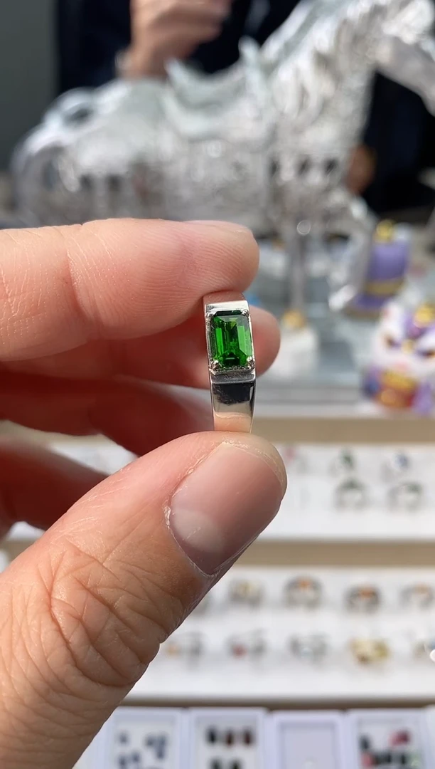 【闪购商品】透辉石戒指银S925镶嵌活口戒圈拍下备注身高体重