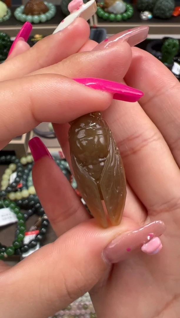 【闪购商品】和田玉挂件未镶嵌糖蝉