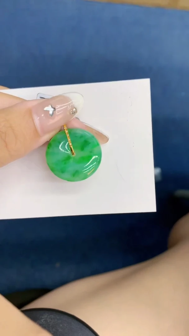 翡翠18K金镶嵌吊坠(不含链)1