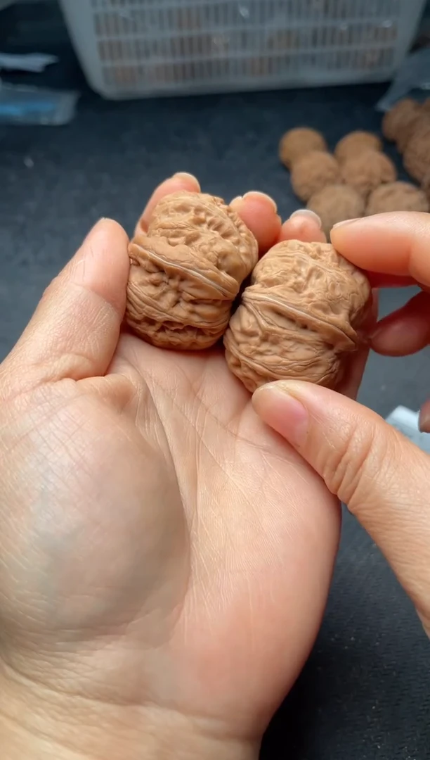 把件文玩核桃w268   元宝 42尺