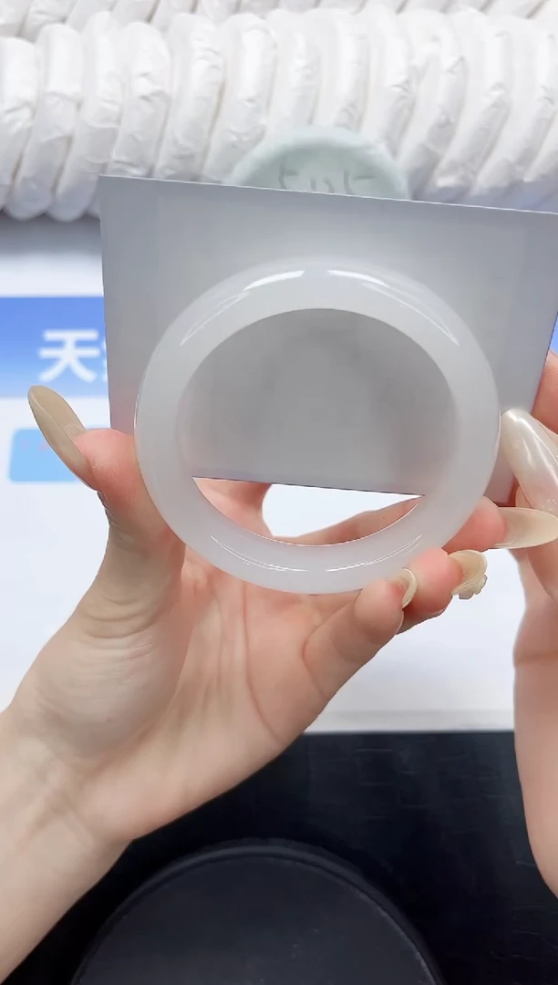 石英质玉手镯未镶嵌13-56..1