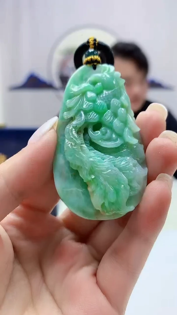 定制翡翠未镶嵌5060ms-毛货25凤凰