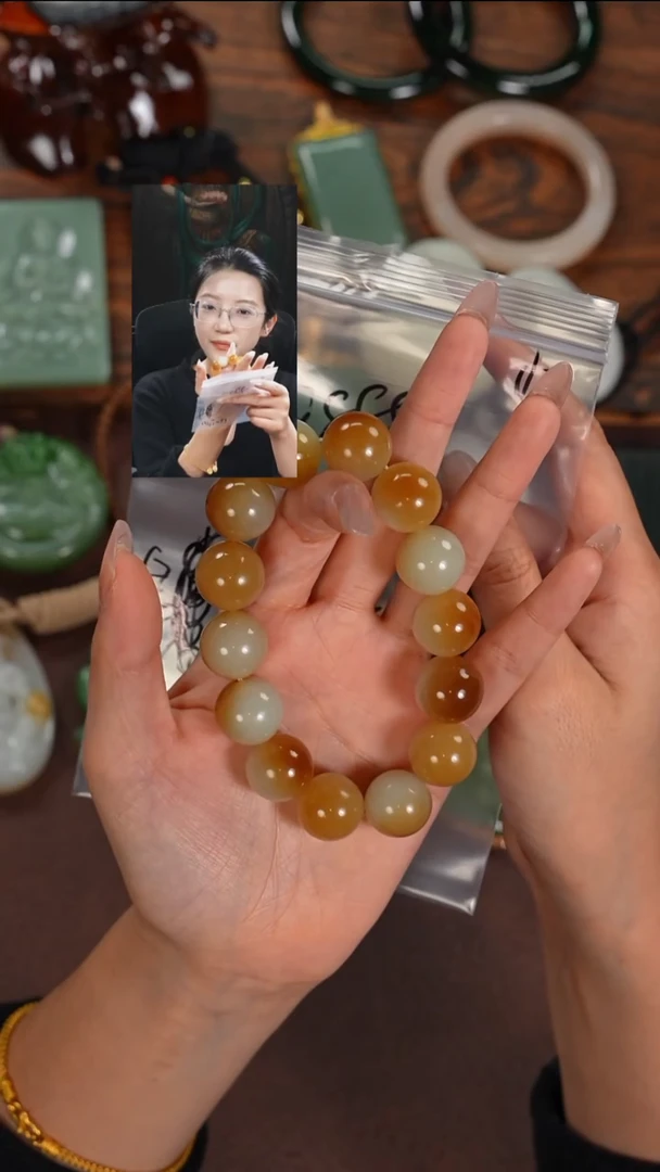 未镶嵌手串和田玉小****皮若雨臣品质回血