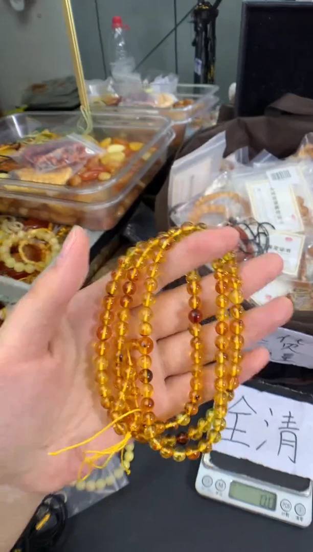 蜜蜡未镶嵌珠宝奇石1