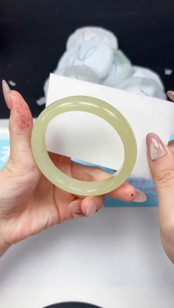 未镶嵌手镯石英质玉262-58.2