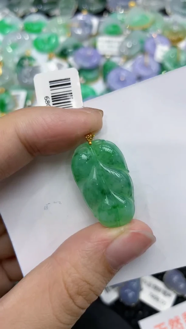 【闪购商品】翡翠颈饰18K金镶嵌111111111