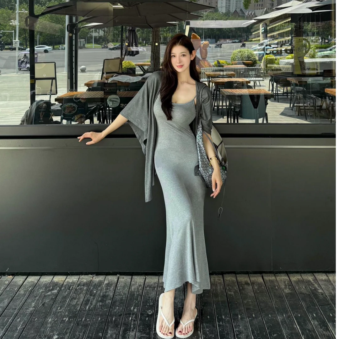 慵懒休闲灰色吊带连衣裙纯欲风长裙女夏季气质性感显瘦时尚修身
