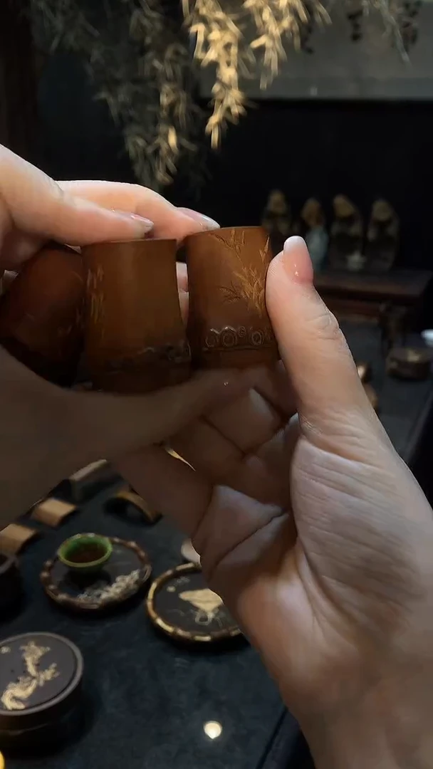 竹鞭刻竹盖置......