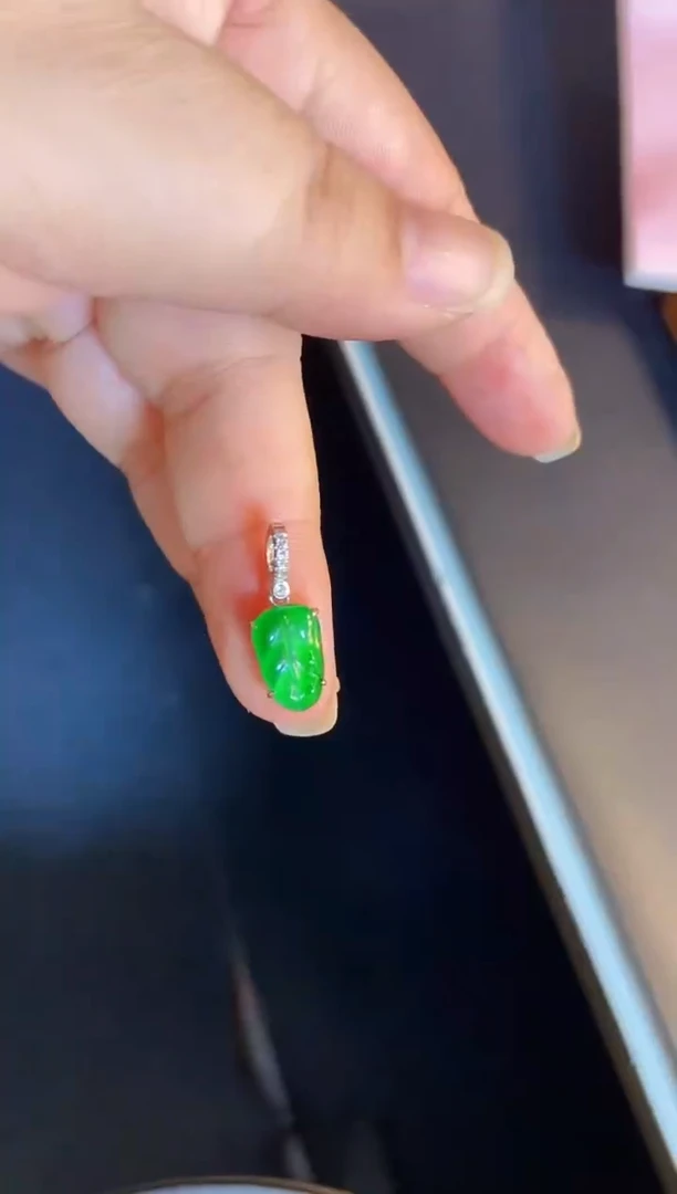 吊坠(不含链)银S925镶嵌翡翠1