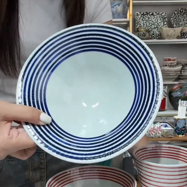 【单支】日本进口和山窑蓝驹三足钵18.2cm