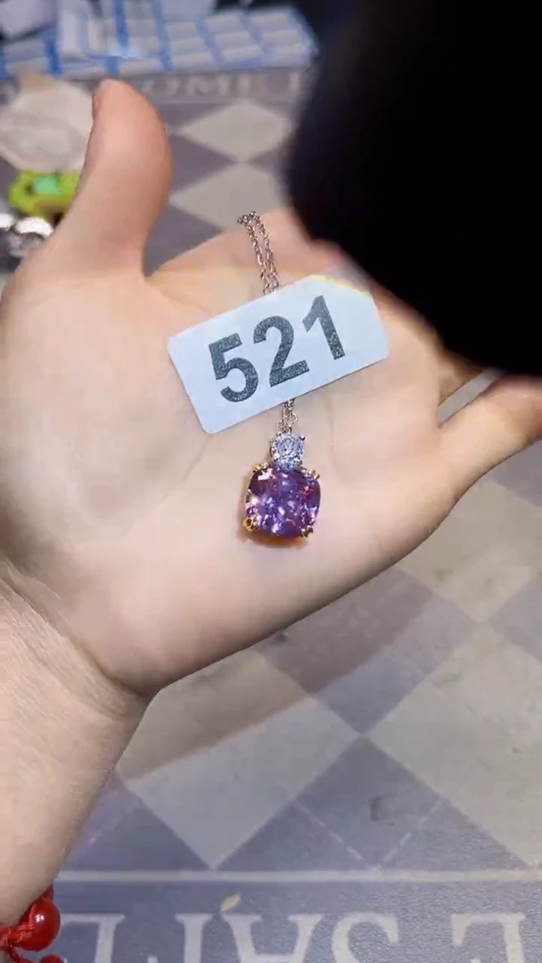 非金属无如图所示时尚饰品