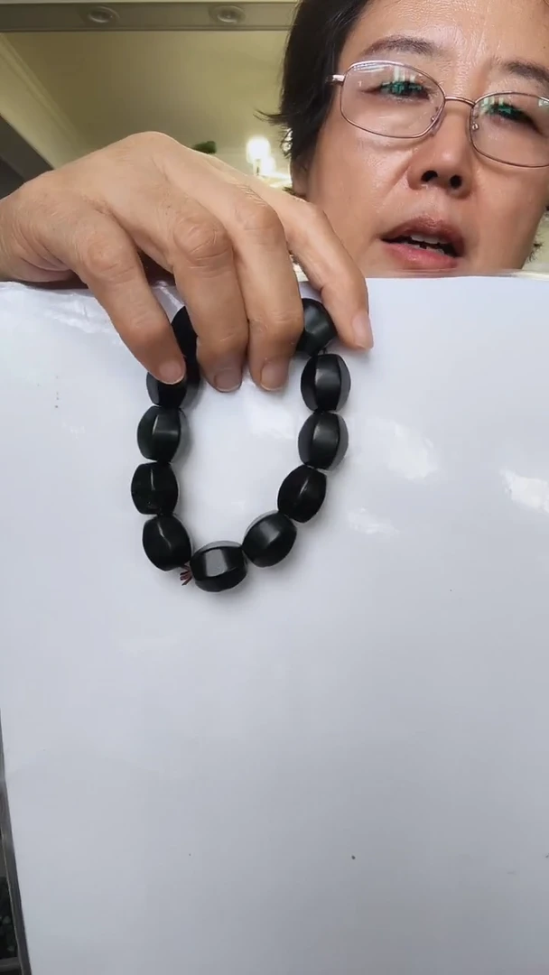 未镶嵌手串和田玉1
