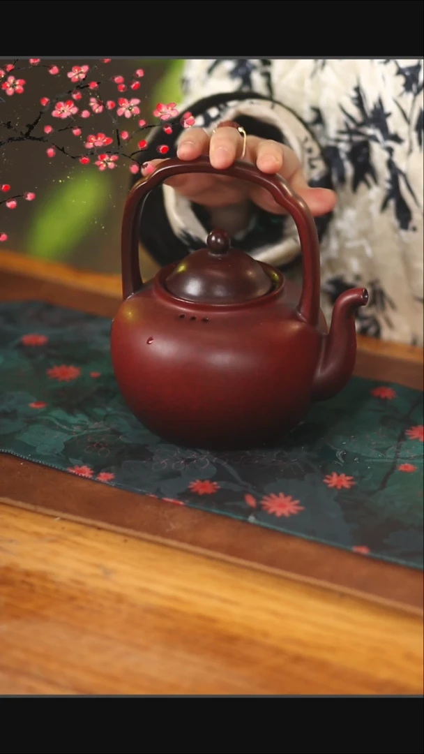 【闪购商品】瓷片山楂红宫灯壶@@BYR0021