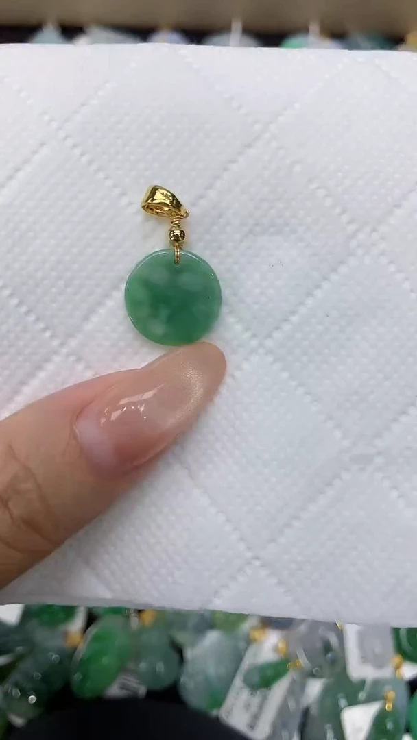 颈饰未镶嵌翡翠1111111111