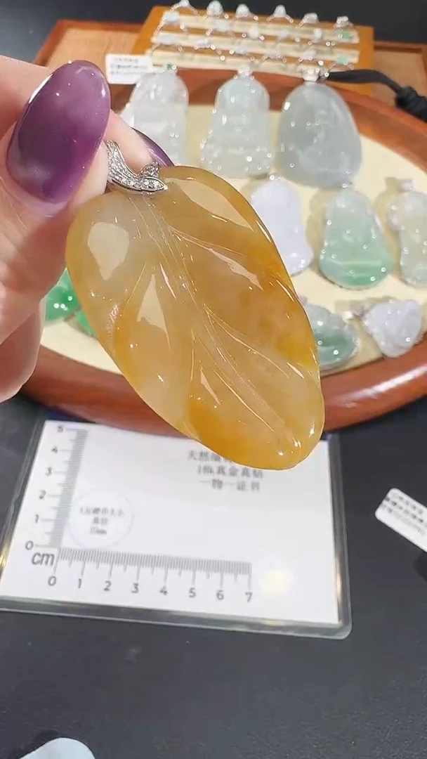吊坠(不含链)18K金镶嵌翡翠【源头工厂】钻石镶嵌