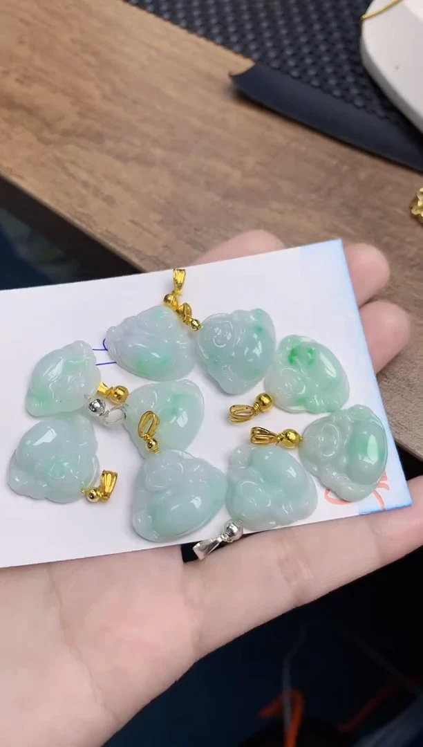 【闪购商品】翡翠颈饰未镶嵌多样性发其一