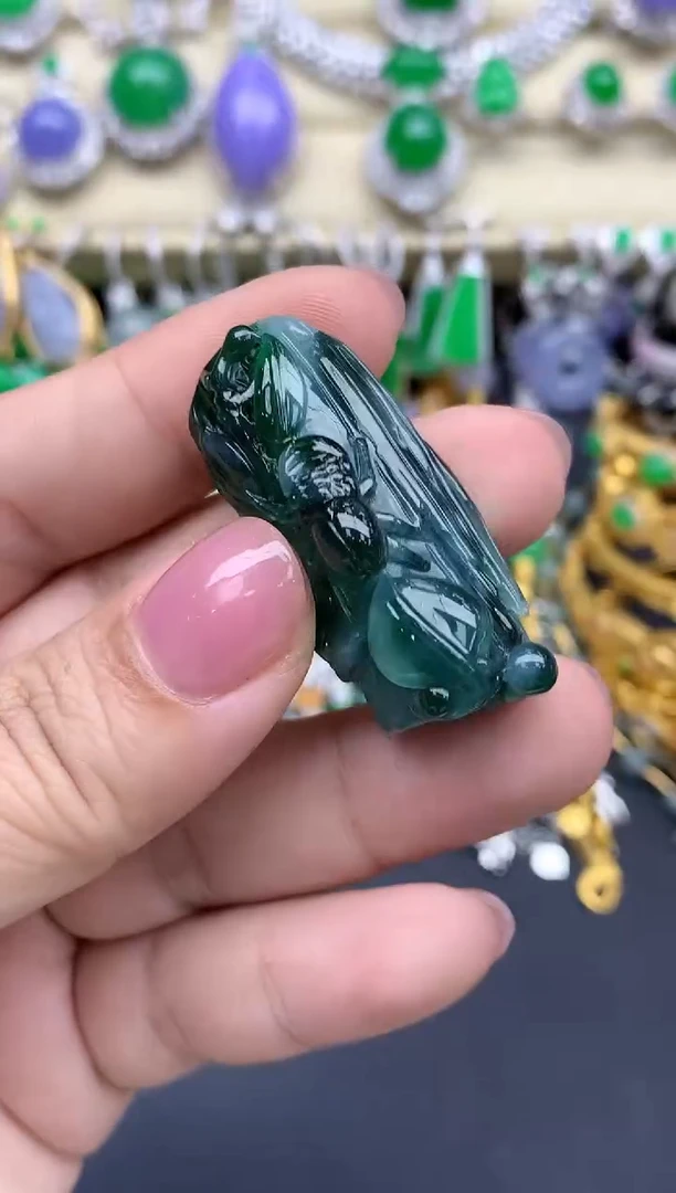 翡翠未镶嵌颈饰141-春日珠宝