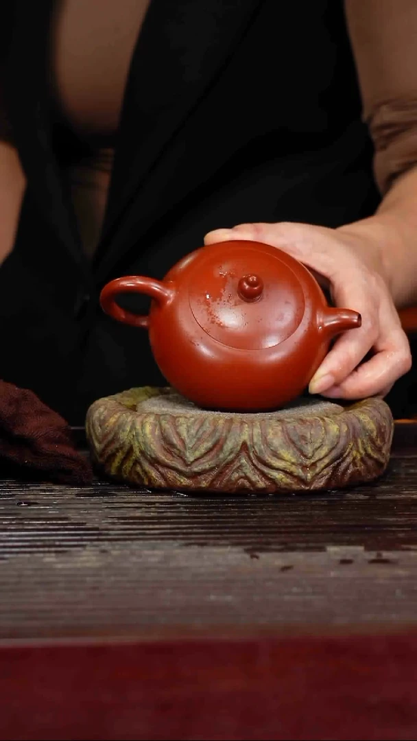 宜兴原矿紫砂壶茶壶宜兴原矿紫砂壶茶壶150C