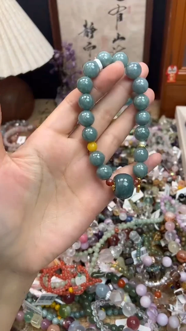 未镶嵌翡翠手饰494