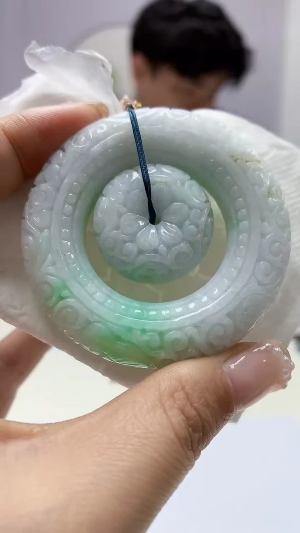 【闪购商品】定制翡翠未镶嵌5145ms-毛货97扣子