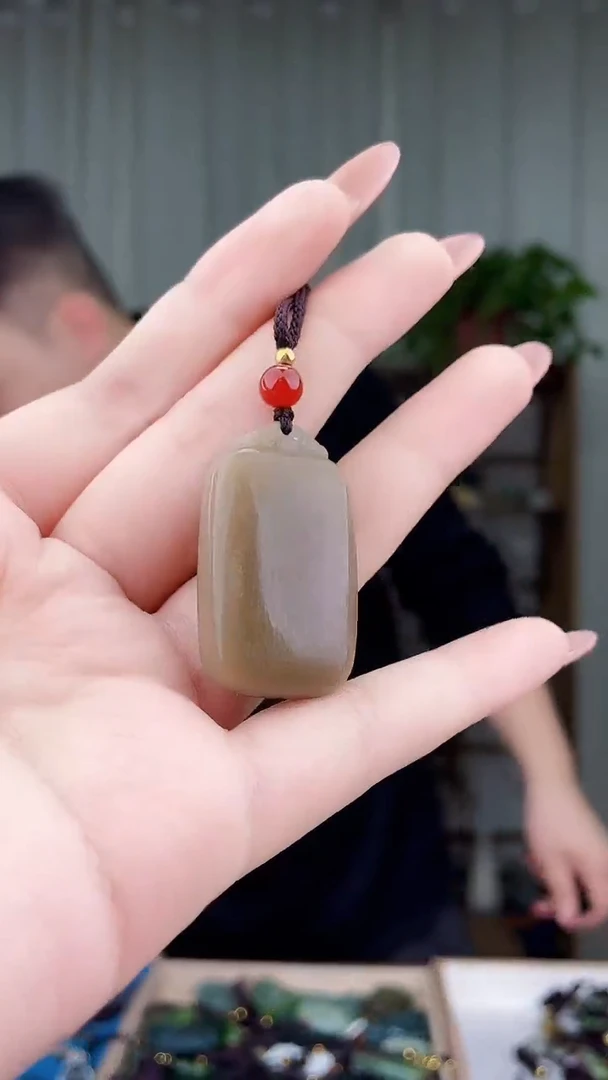 未镶嵌和田玉挂件和田玉拍一发一，多样性发货！