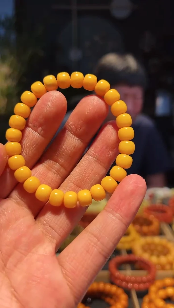 未镶嵌蜜蜡手串8+单圈