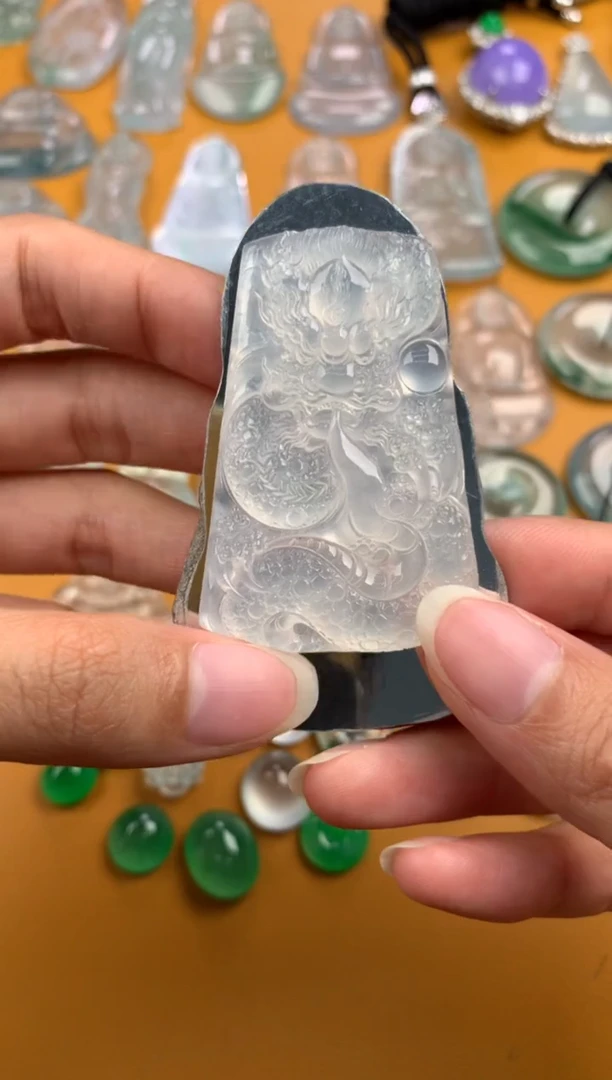 颈饰未镶嵌翡翠51.4-35-4.8