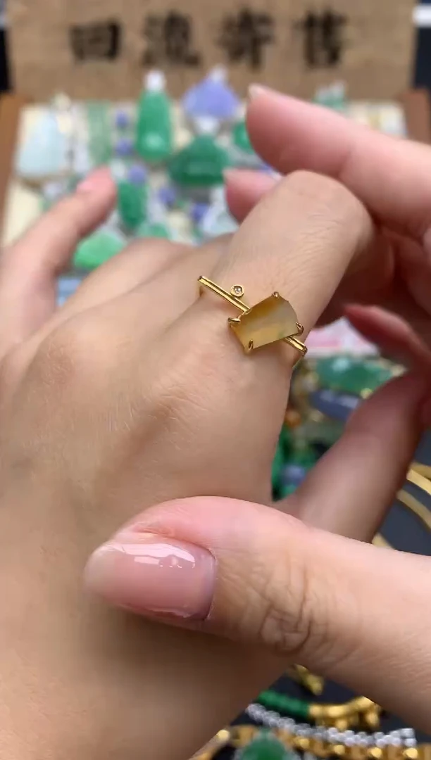 【闪购商品】翡翠戒指18K金镶嵌44-中国好珍宝