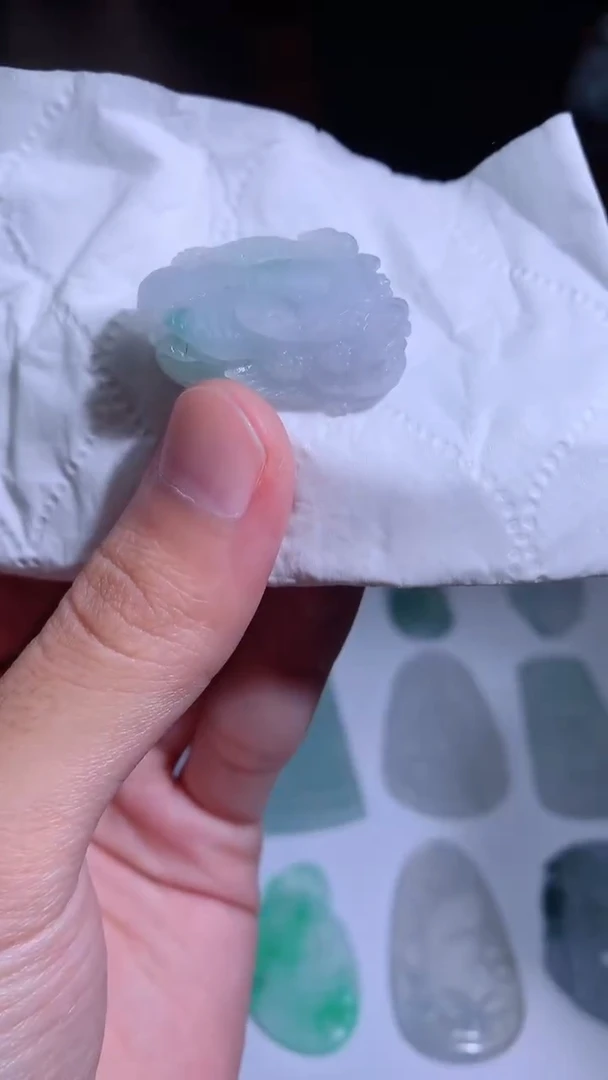 未镶嵌定制翡翠