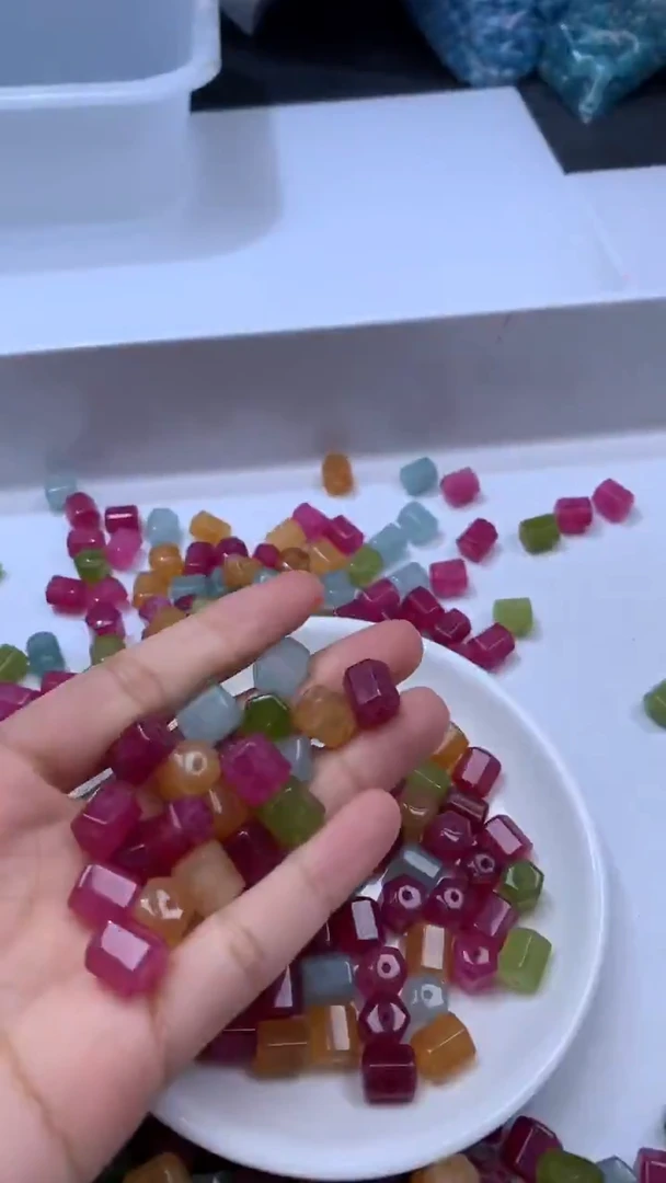 颈饰未镶嵌水晶W3347彩虹碧玺六棱柱10mm*10颗