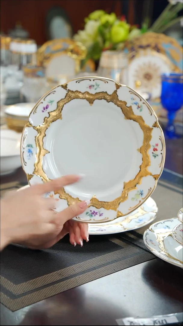 瓷片9英寸平盘1个