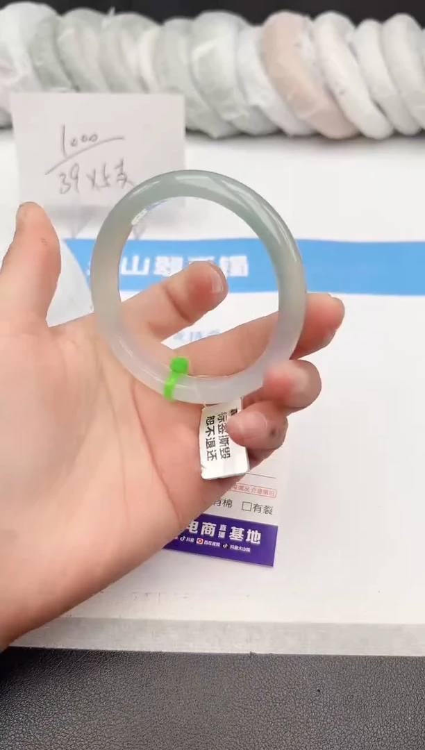 【闪购商品】石英质玉手镯未镶嵌z167-M57