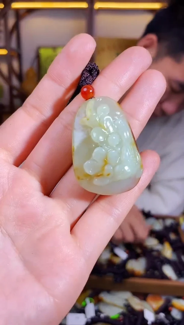 【闪购商品】和田玉颈饰未镶嵌1