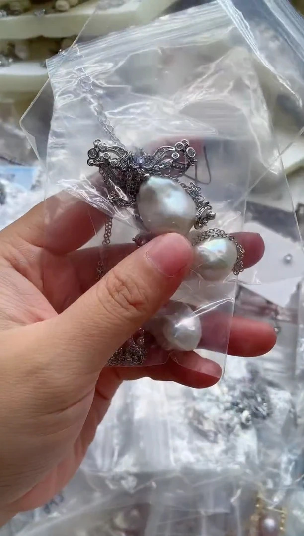 套链合金淡水珍珠多样性发其一，非无暇