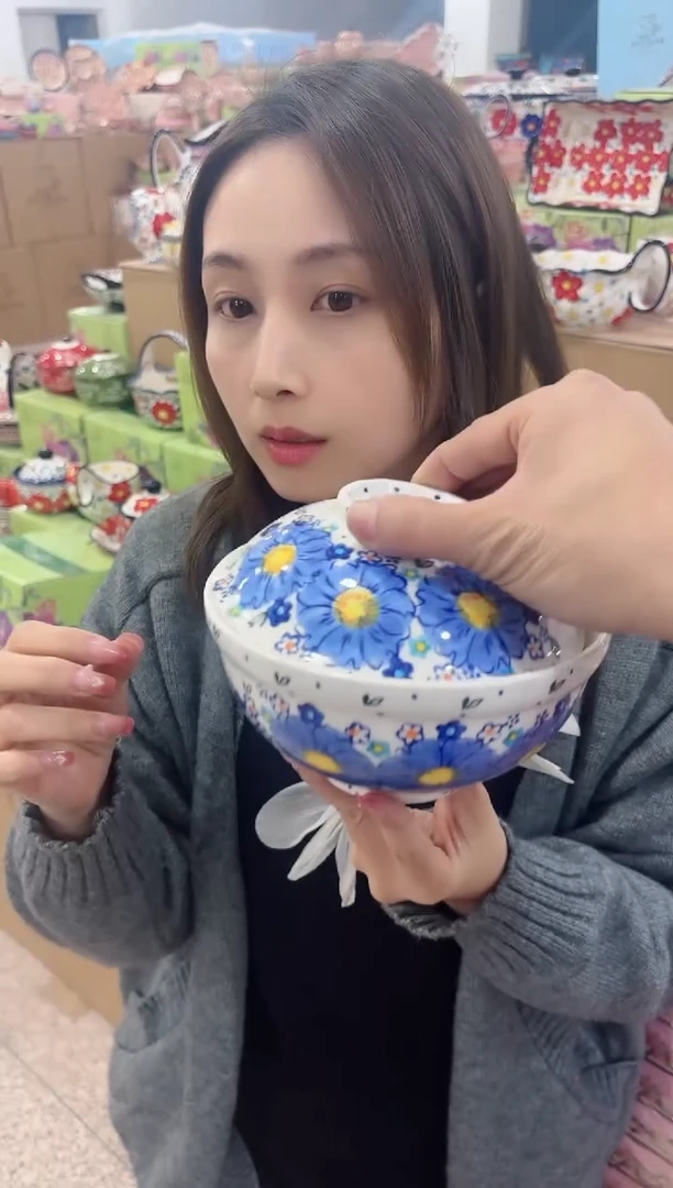 【闪购商品】瓷勿忘我-6.5英寸盖碗一个