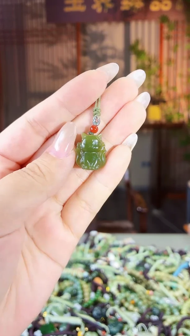 未镶嵌和田玉挂件多样性发货拍一发一