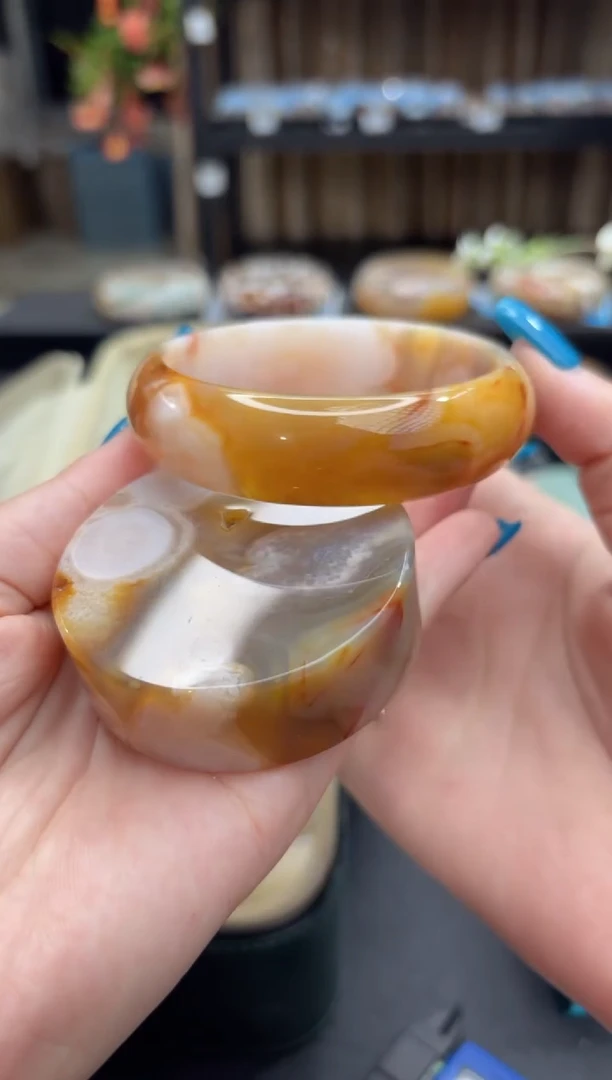 未镶嵌手镯石英质玉13(61圈赠送镯心)