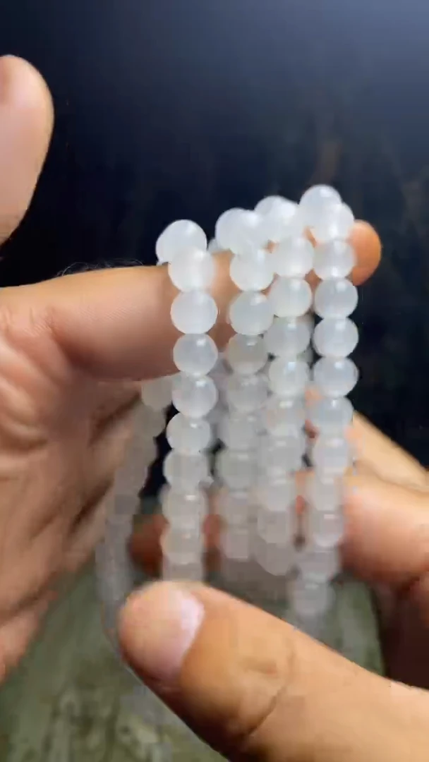 2323    精美毛衣链