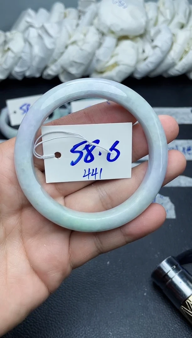 翡翠手镯未镶嵌441