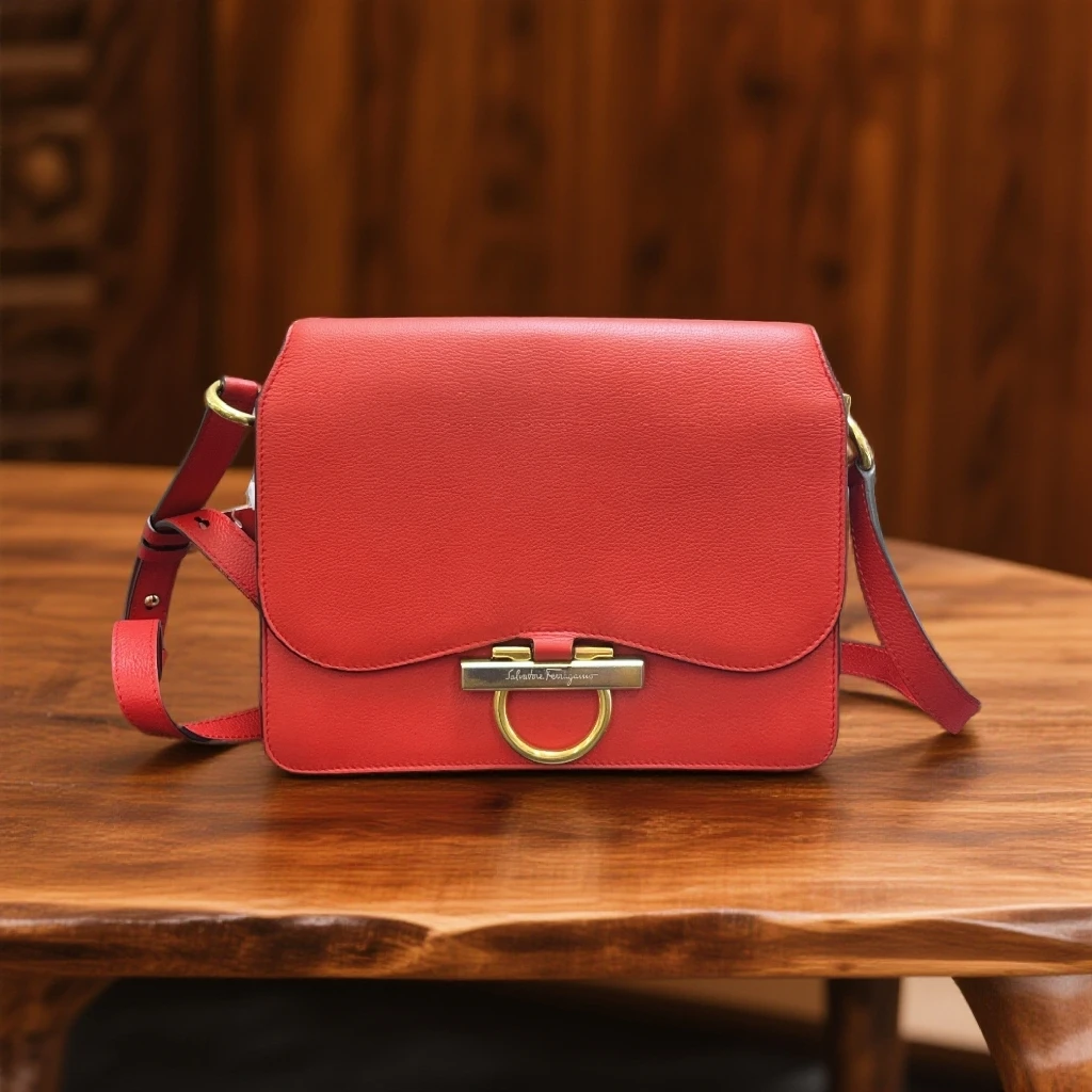 95新 FERRAGAMO/菲拉格慕 橘红色斜挎包 1804 1482